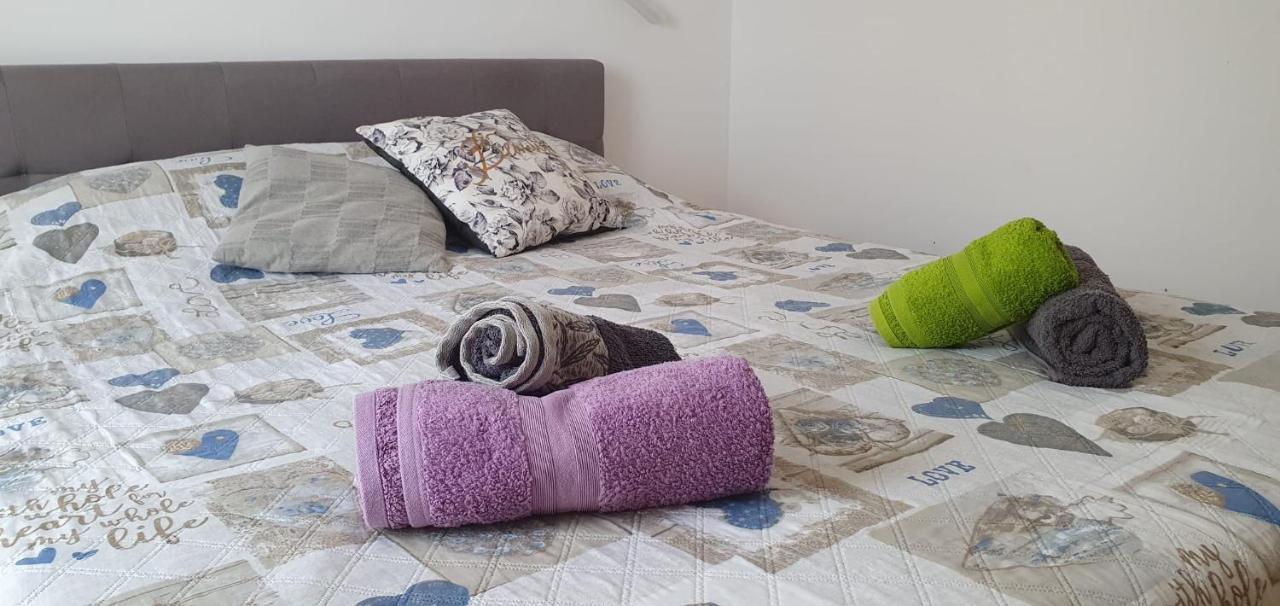 נייביצה Apartmani Sonia מראה חיצוני תמונה